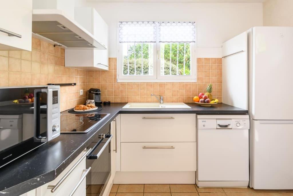 ביסקארוס New Charmante Maison Proche Ocean מראה חיצוני תמונה